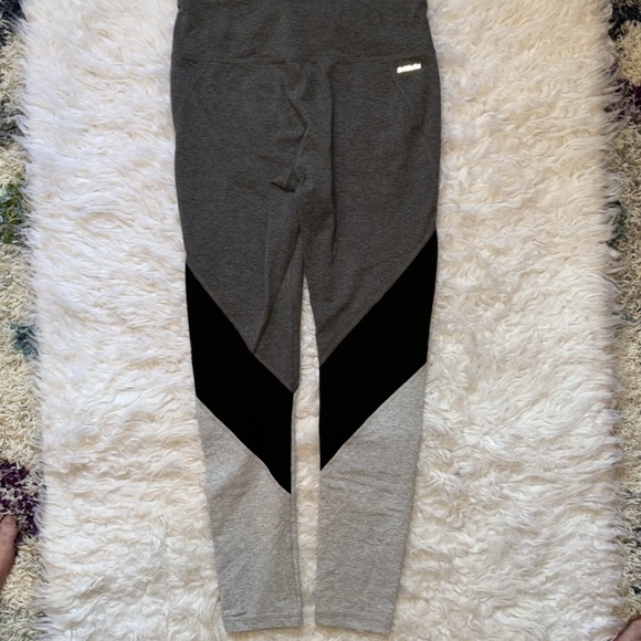 Athletic Works Full Length Asymmetrical Color Block Leggings, Size M - Picture 3 of 12